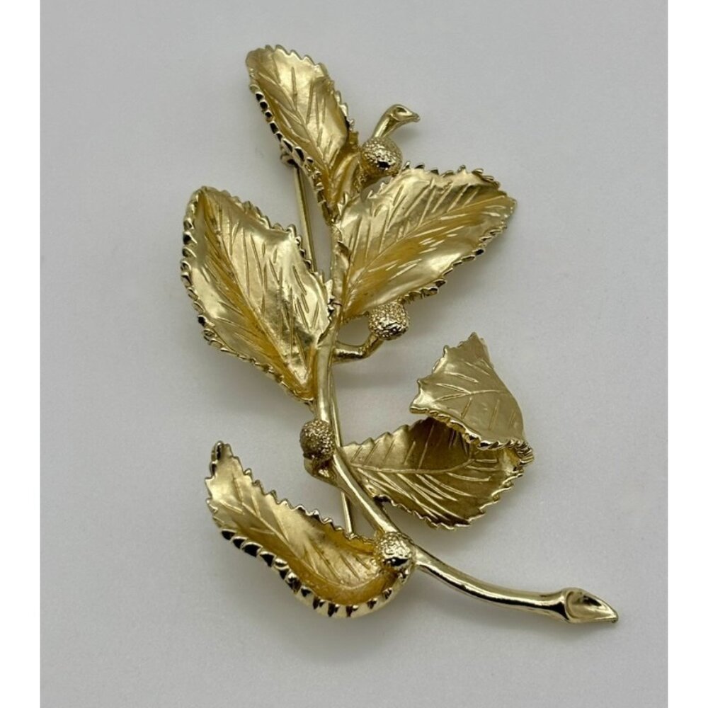 Vintage Coro Brooch-Pin,Textured Five Leaves and Berries Gold Tone Metal, Signed